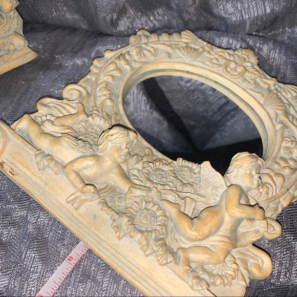 BEAUTIFUL Wang's International Renaissance Angel Standing Mirror & Picture Frame - Picture 14 of 15